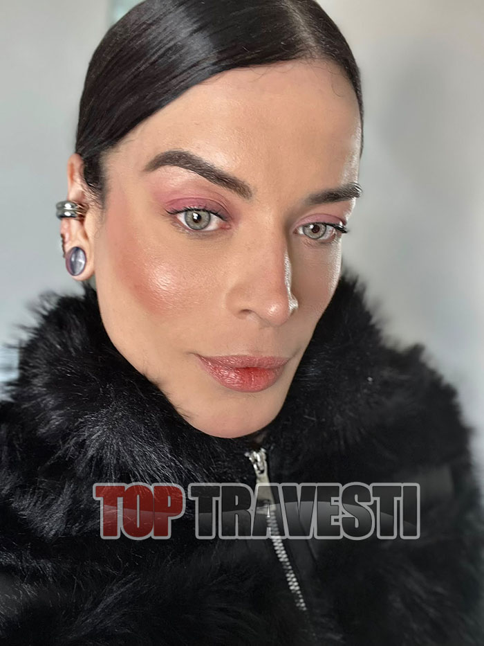 Acompanhante Top Travesti